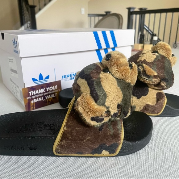 Adidas X Jeremy Scott Camo Teddy Bear Adilette Slides - Picture 2 of 9